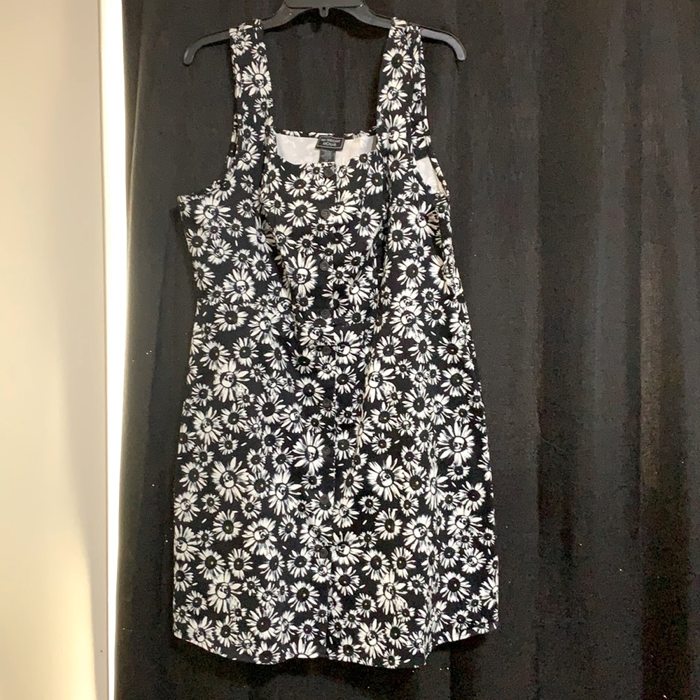 Skull Daisy Dress